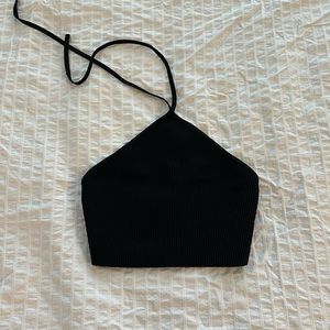 aritzia sculpt knit cropped halter top size small